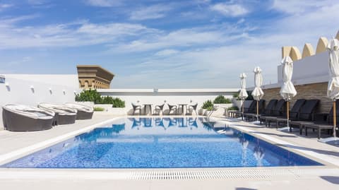 TIME Rako Hotel, Poolside bar