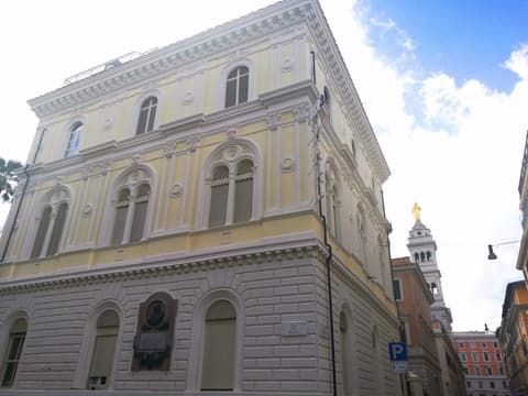 Hotel Villa delle Rose, Exterior