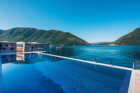 Heritage Grand Perast, Pool