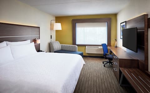 Holiday Inn Express Niagara-On-The-Lake by IHG, Room