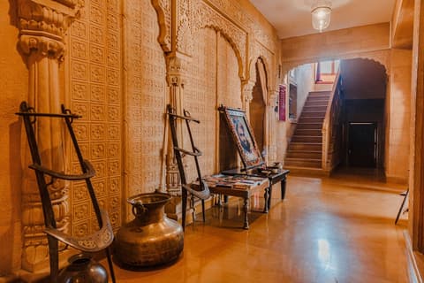 Hotel Lal Garh Fort And Palace