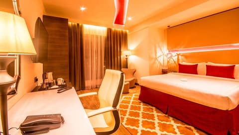 Carnelian Muscat - Airport Hotel