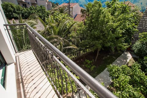 Hotel Alkima, Balcony