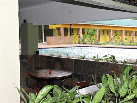 Café Zambezi House of Africa - Hostel