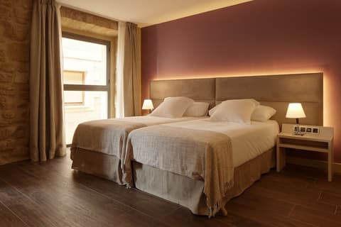 Palacio Tondon, Autograph Collection, Room