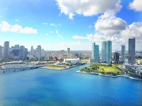 South Beach Rooms and Hostel