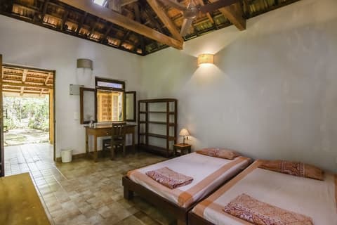 Dudhsagar Plantation, Room