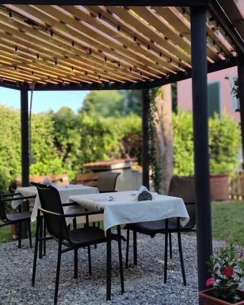 Villa Sunrise, Exterior