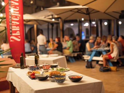 SC Club Village, Restaurant