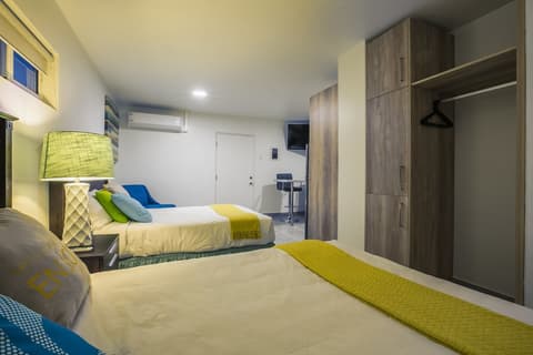 Turibana Plaza, Room