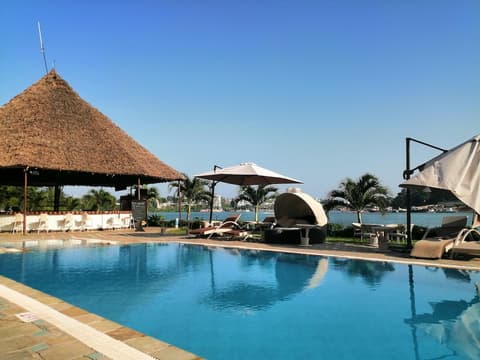 CityBlue Creekside Hotel & Suites, Mombasa, Outdoor pool