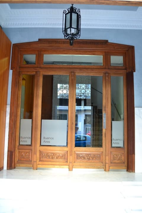 Pensión Residencia Buenos Aires, Interior entrance