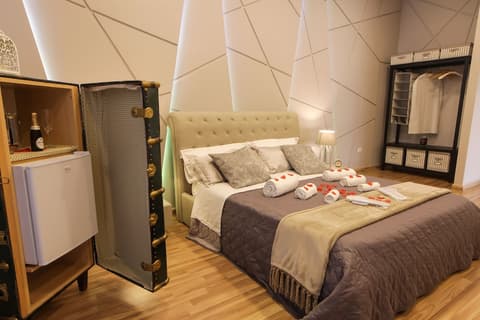 Reggia & Dintorni Rooms a Caserta