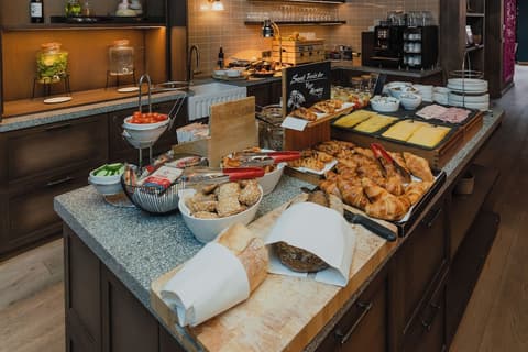 Hotel van de Vijsel, Breakfast area