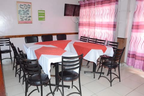 Nyam Hotel