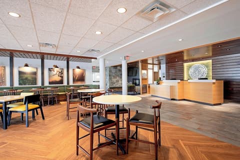Fairfield Inn & Suites by Marriott Duluth Waterfront