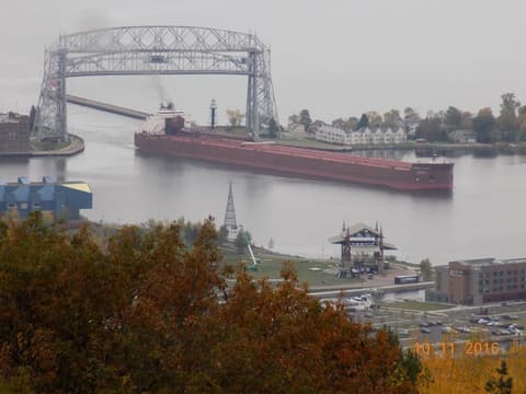 Fairfield Inn & Suites by Marriott Duluth Waterfront, View from property