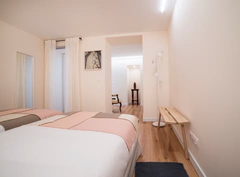 Lis Apartments, Room