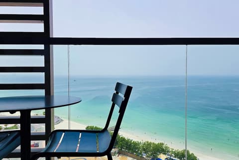 Wyndham Garden Ajman Corniche