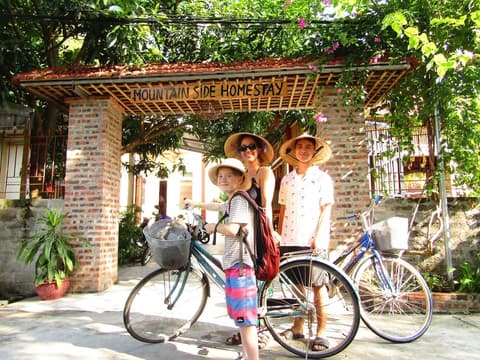 Ninh Binh Mountain Side Homestay & Cafe