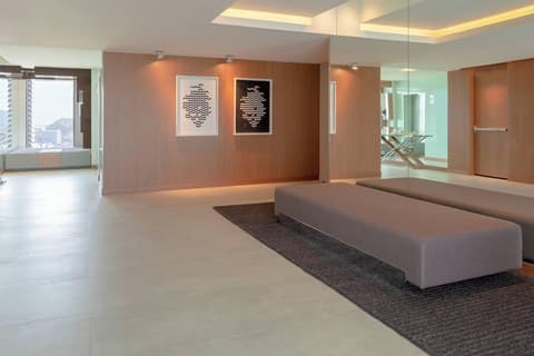 AC Hotel by Marriott Santa Marta, Lobby