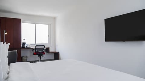 Garner Hotel Mazatlan Beach by IHG