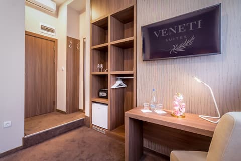 Veneti Suites