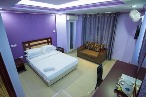 Euro Hotel and Apartments