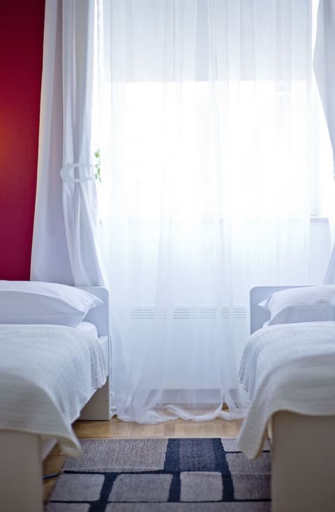 Rooms Zagreb 17, Room