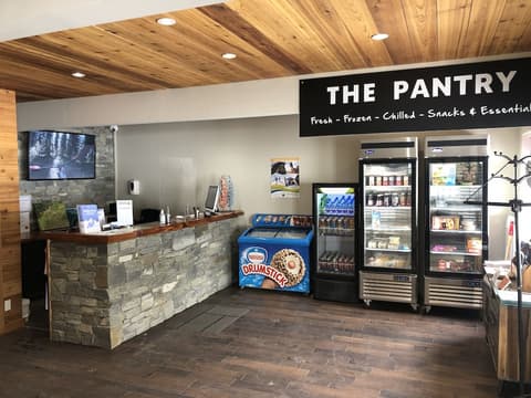 Boulder Mountain Resort, Reception