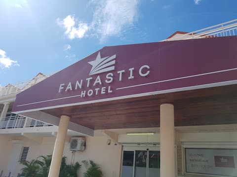 Fantastic Hotel, Front of property