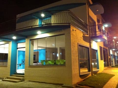 Flor Inn Praia Hotel, Front of property - evening/night