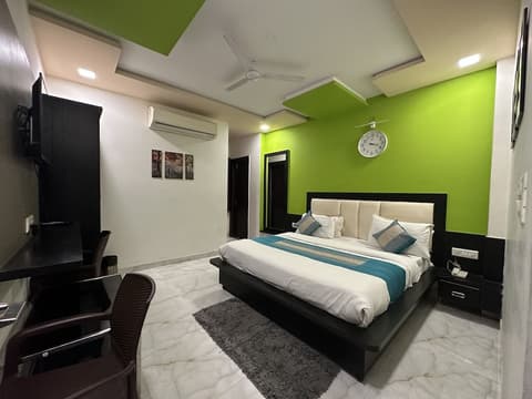 Hotel Aaradhya Residency