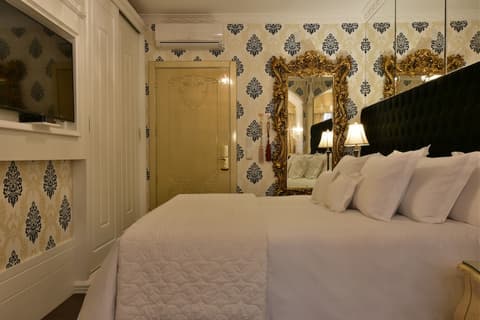 Hotel Colline de France, Room