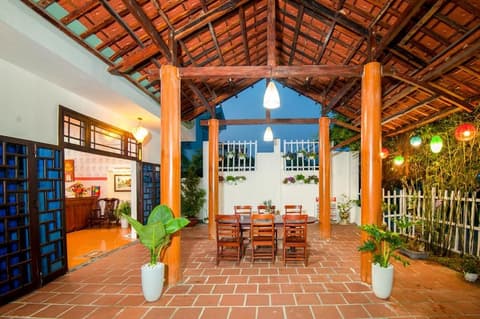 Cua Dai Beach Homestay