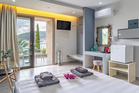 Core Luxury Suites, Room