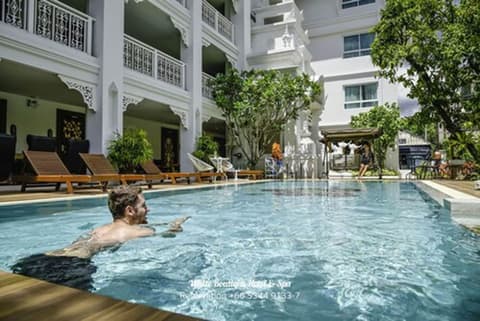 White Boutique Hotel and Spa, Pool