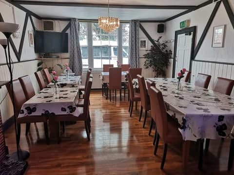 Swan Inn, Heathrow Airport