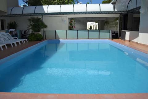 Hotel Ardea, Outdoor pool