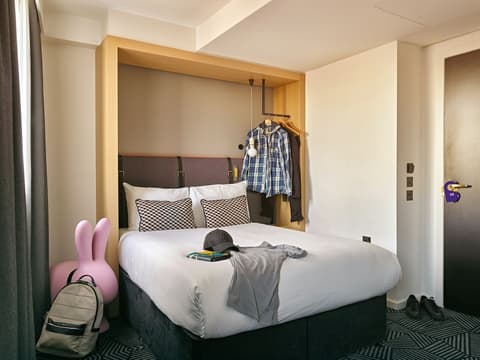 Assembly Leicester Square, Room