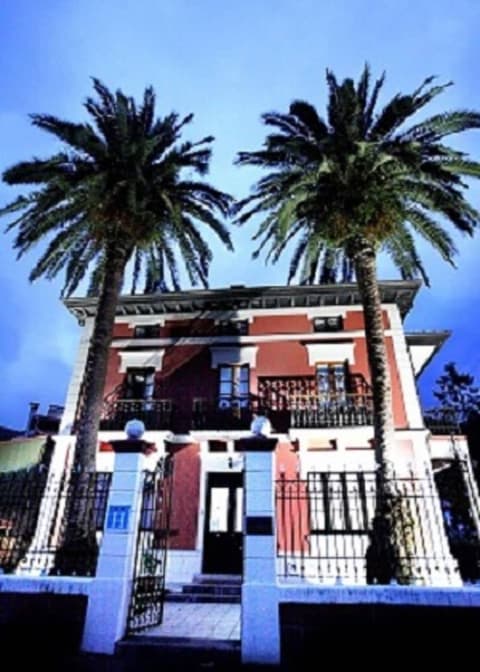 Hotel Casa de Indianos Don Tomas