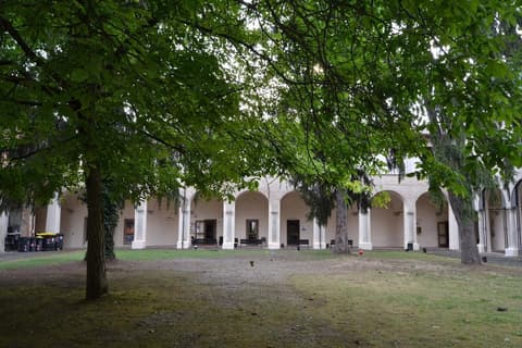 Il Chiostro Hostel and Hotel, Exterior