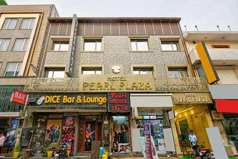 Hotel Pearl Plaza