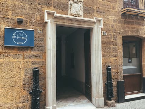 Apodaca Rooms