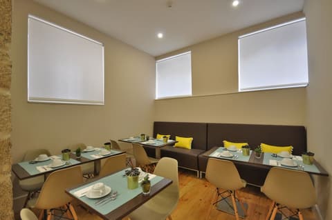 Porto Charming Hotel, Breakfast area