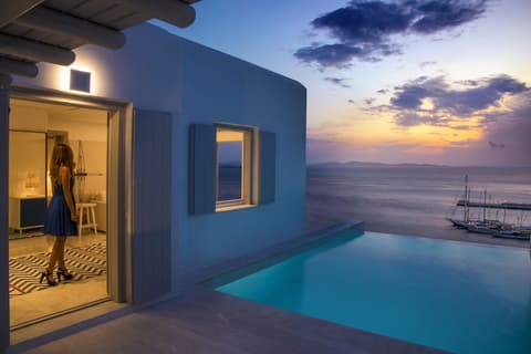 Mykonos Riviera, Room