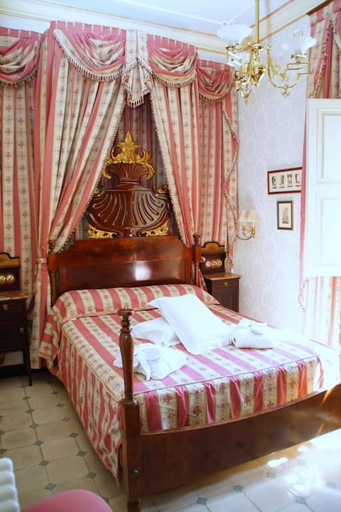 Sitges Royal Rooms