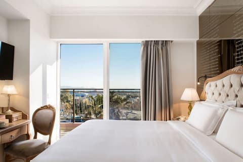 Legacy Gastro Suites, Room