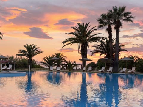 Grecotel LUXME Costa Botanica, Outdoor pool
