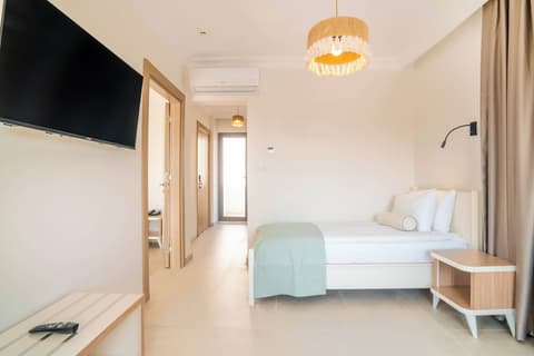 Victoria Princess Hotel